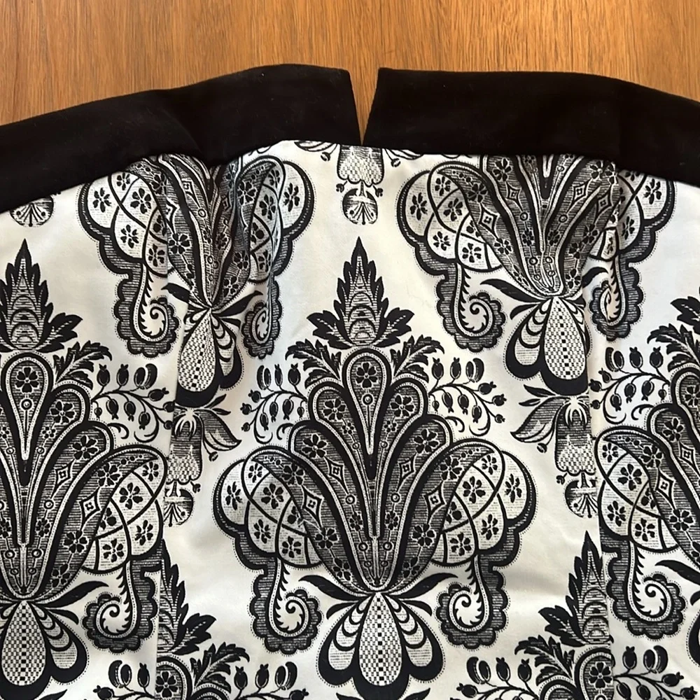 White House black market size 6 bustier - Picture 2 of 9